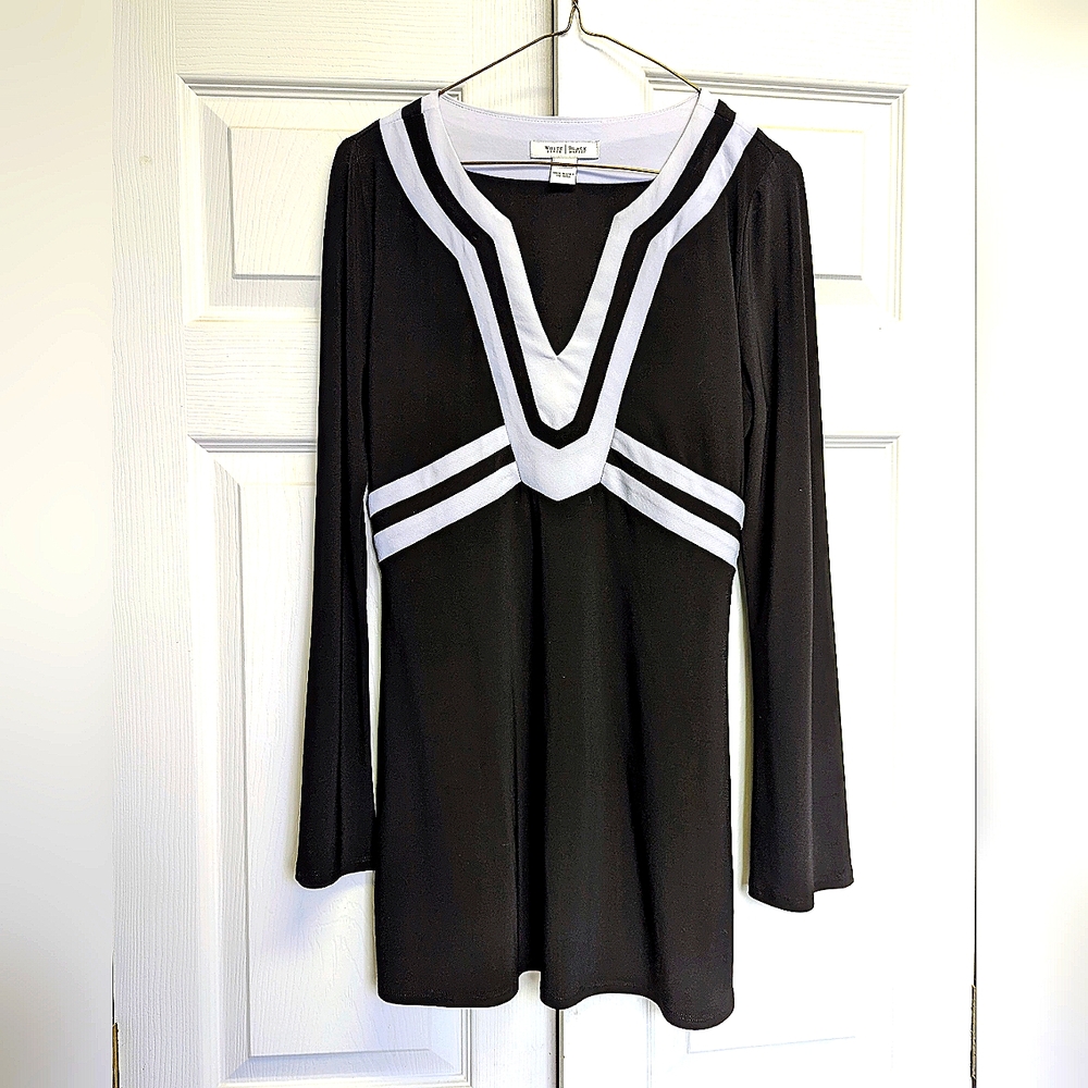 White House/Black Market Tunic